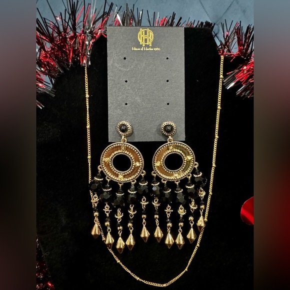 2 ITEMS HOUSE OF HARLOW EARRINGS + UNBRANDED NECKLACE - Picture 1 of 3